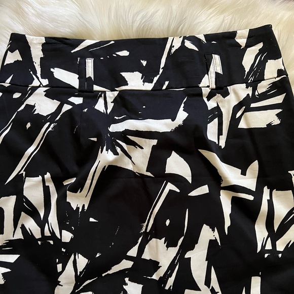Forever 21 skirt - Picture 2 of 3